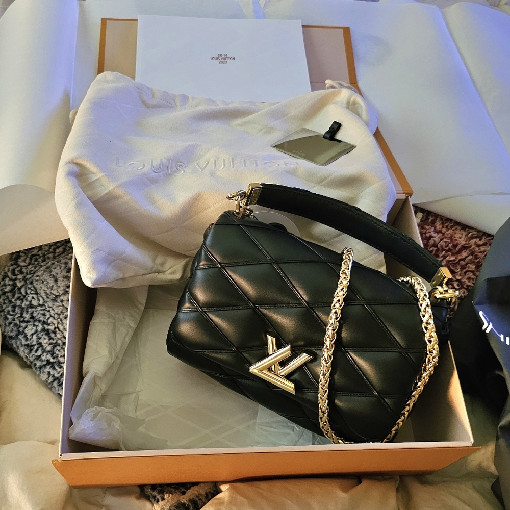 Louis Vuitton GO-14 Lambskin Malletage MM In Black. - Picture 12 of 16